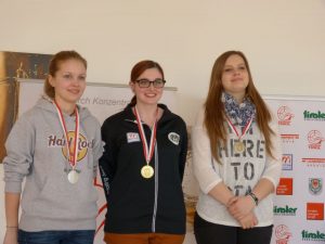 Sieger Junioren weiblich: Maria Weiskopf (Kirchbichl) - Rang 2; Marie-Theres Auer - Tiroler Meisterin; Ina Strillinger (Angerberg) - Rang 3