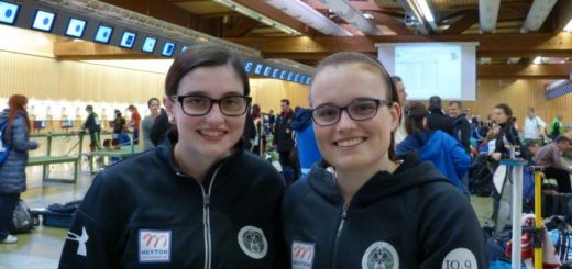 Unsere Starterinnen beim IWK in München: Marie-Theres und Katharina Auer