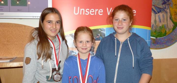 Unser erfolgreicher Nachwuchs: Hanna Köll (Silber Jugend 2 weiblich), Lena Kluibenschädl (Gold Jugend 1 weiblich), Sarah Auer (Rang 4 Jugend 2 weiblich)