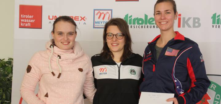 Das Siegespodest im 2. Durchgang der Frauen: Katharina Auer (Silber), Olivia Hofmann (Österreich - Gold), Miles Minden (USA - Bronze) - Foto: C. Kramer